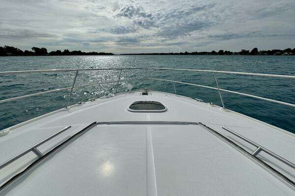 Sea Ray 510 Sundancer Yacht For Sale