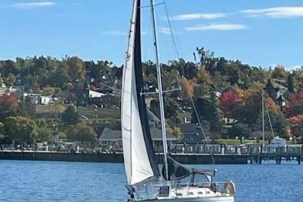 28ft Tartan Yacht For Sale