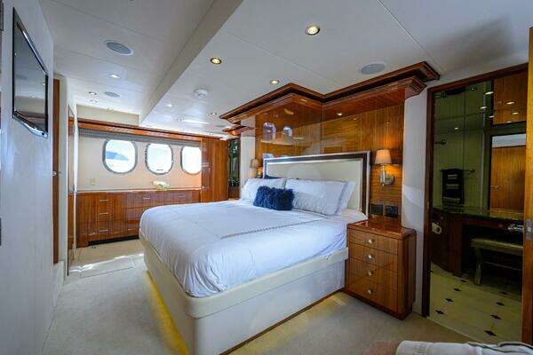 Hatteras Enclosed Bridge Yacht For Sale