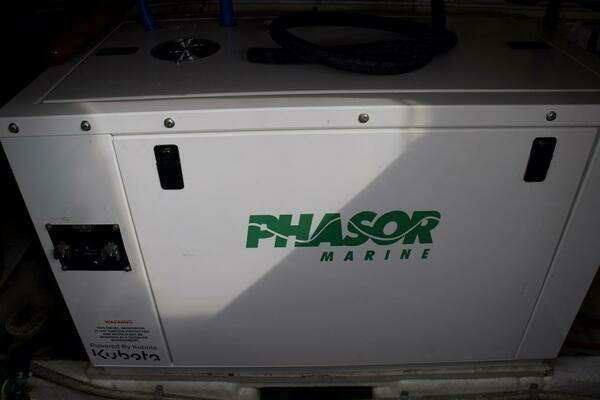 McKinna 57 Pilothouse Yacht For Sale