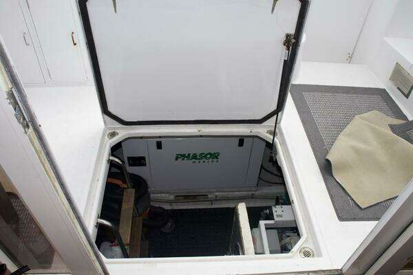 McKinna 57 Pilothouse Yacht For Sale