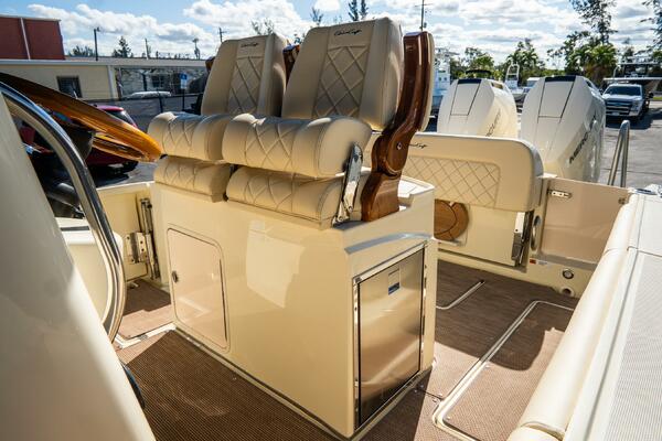 Catalina 30 30ft Chris Craft Yacht For Sale