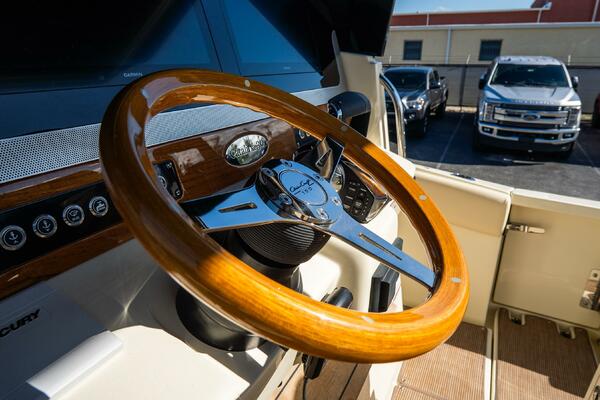 Catalina 30 30ft Chris Craft Yacht For Sale