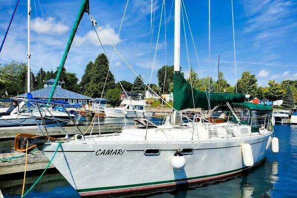 35-ft-Brewer-1989-35 ARAGOSA CUTTER-CAMARI Ottawa Ontario Canada  yacht for sale