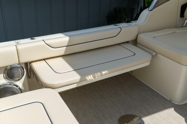 28 Calypso 28ft Chris Craft Yacht For Sale