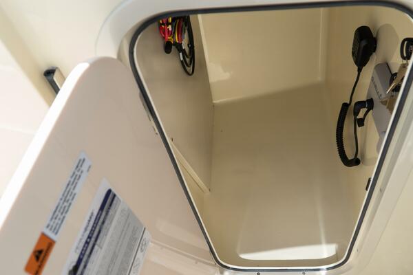 28 Calypso 28ft Chris Craft Yacht For Sale