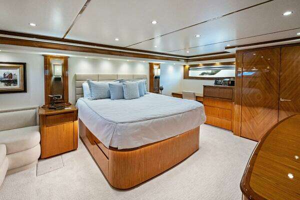Viking 82 Convertible Yacht For Sale