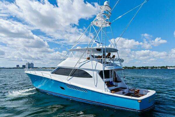 Viking 82 Convertible Yacht For Sale