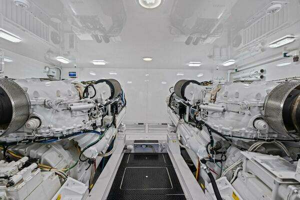 Viking 82 Convertible Yacht For Sale