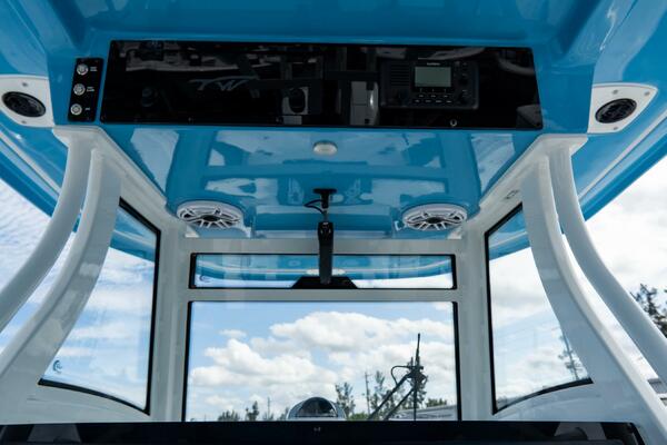 320 CC Adventure 32ft Tidewater Yacht For Sale