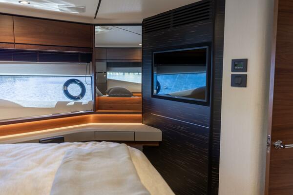 CREWSZING 65ft Princess Yacht For Sale