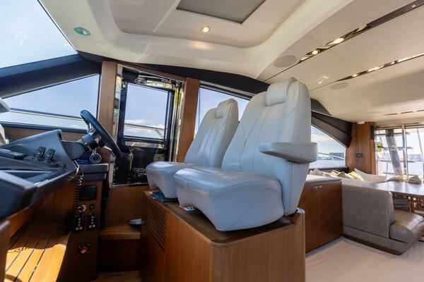 CREWSZING 65ft Princess Yacht For Sale