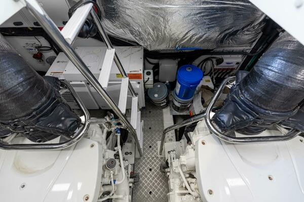 CREWSZING 65ft Princess Yacht For Sale
