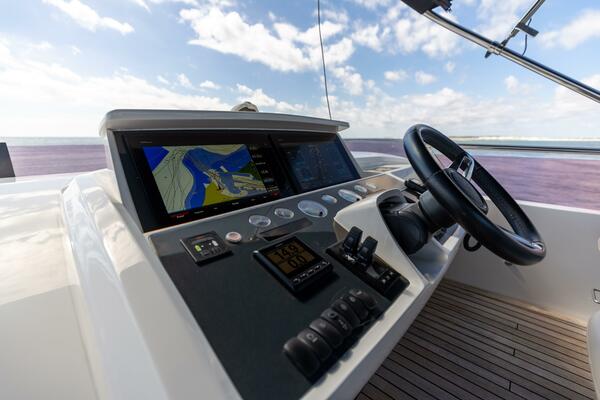 CREWSZING 65ft Princess Yacht For Sale