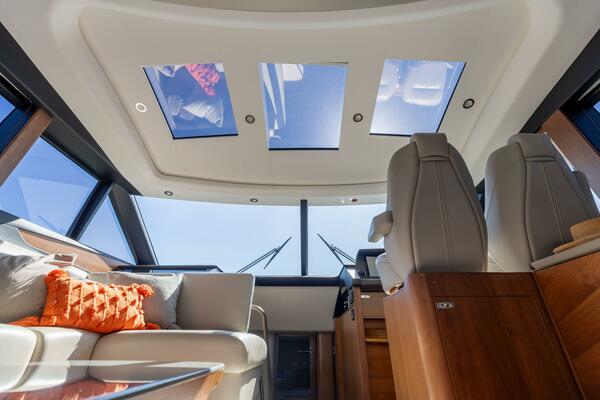 CREWSZING 65ft Princess Yacht For Sale
