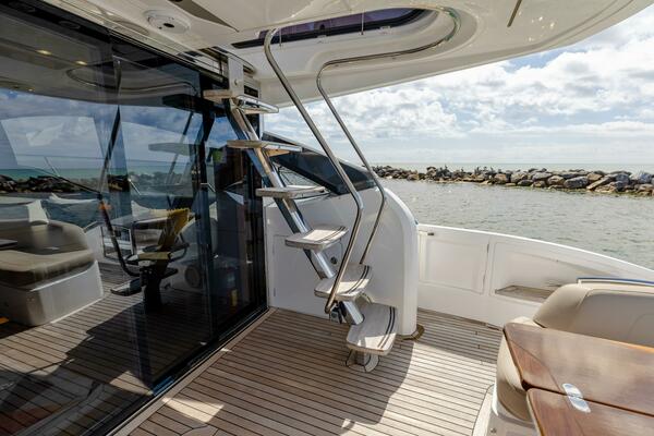 CREWSZING 65ft Princess Yacht For Sale