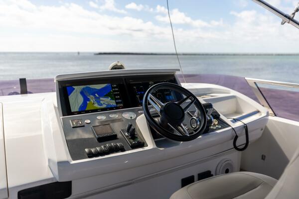 CREWSZING 65ft Princess Yacht For Sale