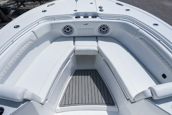 282 CC Adventure 28ft Tidewater Yacht For Sale