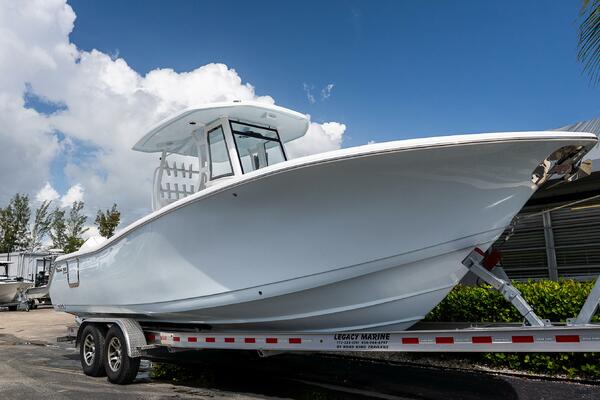 282 CC Adventure 28ft Tidewater Yacht For Sale