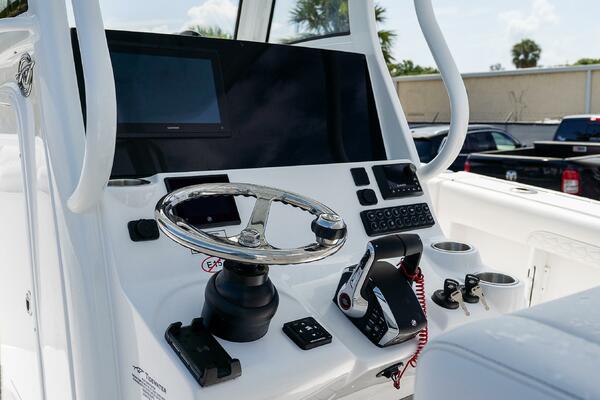 282 CC Adventure 28ft Tidewater Yacht For Sale