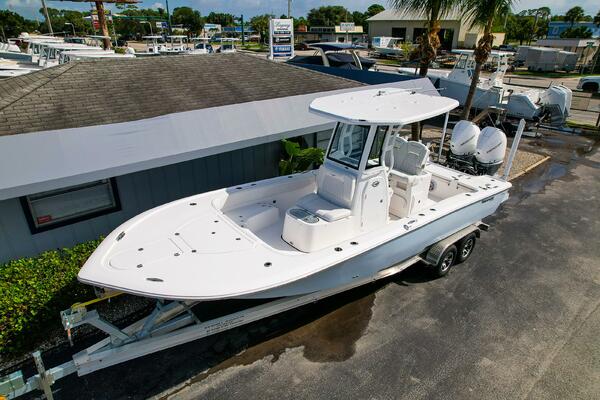2700 Carolina Bay 27ft Tidewater Yacht For Sale
