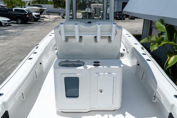2700 Carolina Bay 27ft Tidewater Yacht For Sale
