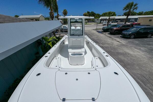 2700 Carolina Bay 27ft Tidewater Yacht For Sale