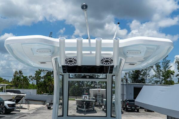 2700 Carolina Bay 27ft Tidewater Yacht For Sale