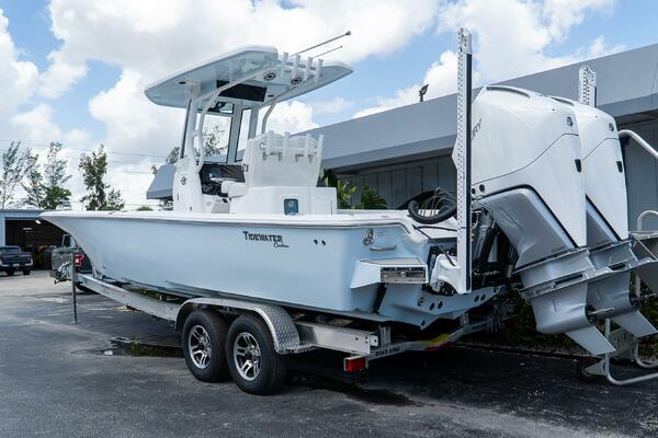 2700 Carolina Bay 27ft Tidewater Yacht For Sale