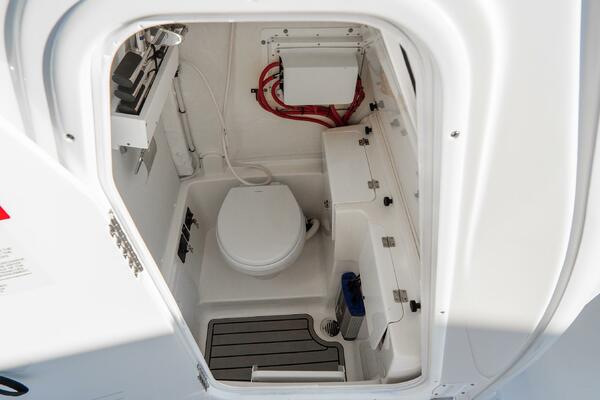 272 CC Adventure 27ft Tidewater Yacht For Sale
