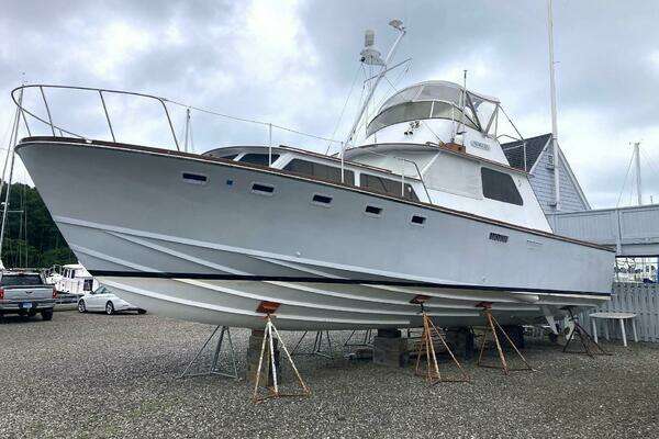 Photo of the 1967 Custom 42’ Flybridge Cruiser "Sea Gull"