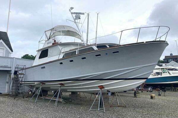 Photo of the 1967 Custom 42’ Flybridge Cruiser "Sea Gull"