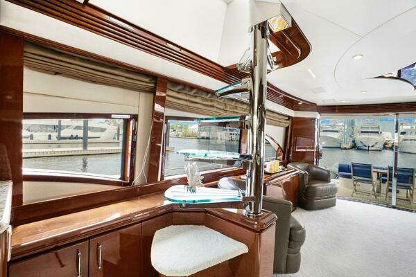 Marquis 690 Yacht For Sale
