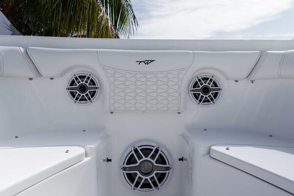 256 CC Adventure 25ft Tidewater Yacht For Sale