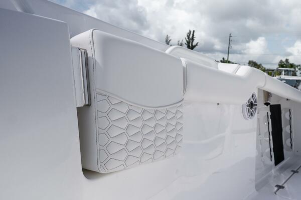 256 CC Adventure 25ft Tidewater Yacht For Sale