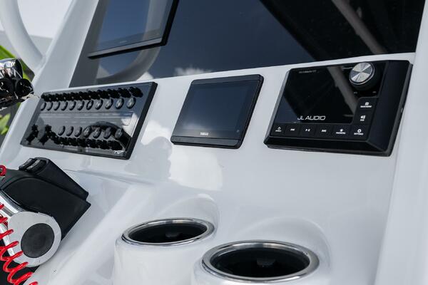 256 CC Adventure 25ft Tidewater Yacht For Sale