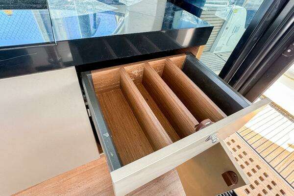 Beneteau Antares 11 Yacht For Sale