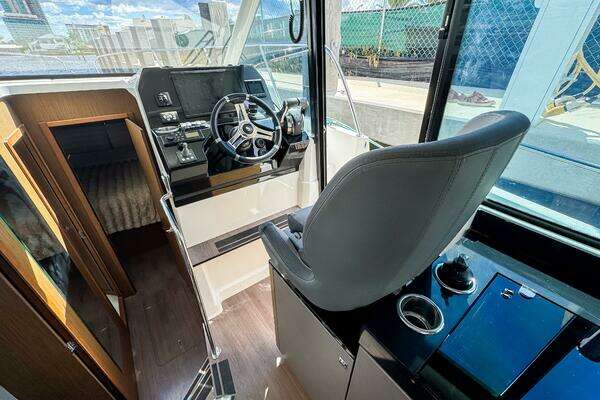 Beneteau Antares 11 Yacht For Sale