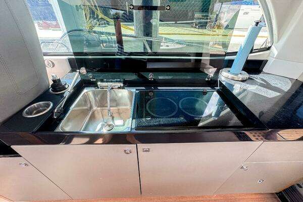 Beneteau Antares 11 Yacht For Sale