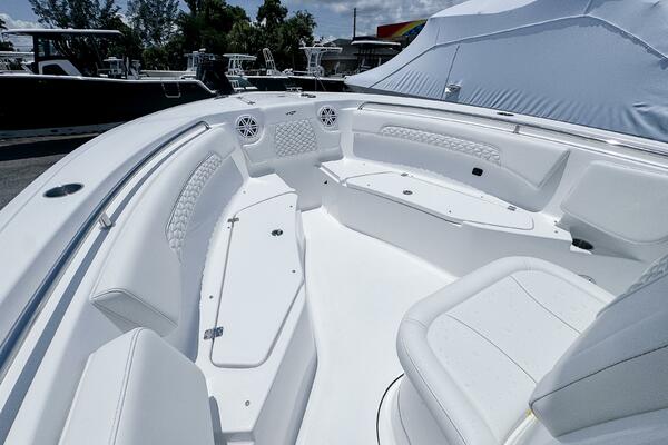 232 CC Adventure 23ft Tidewater Yacht For Sale