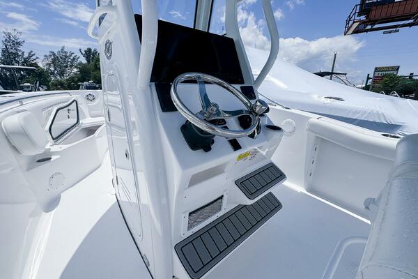 232 CC Adventure 23ft Tidewater Yacht For Sale