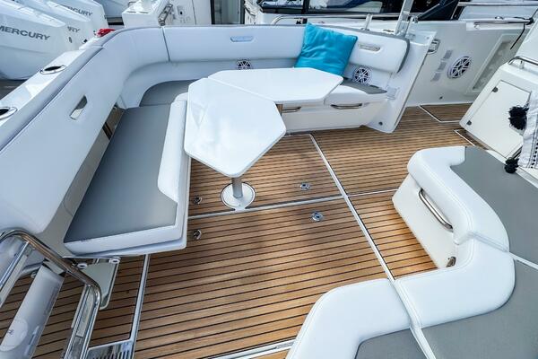 35ft Wellcraft Yacht For Sale