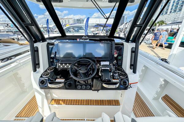 35ft Wellcraft Yacht For Sale