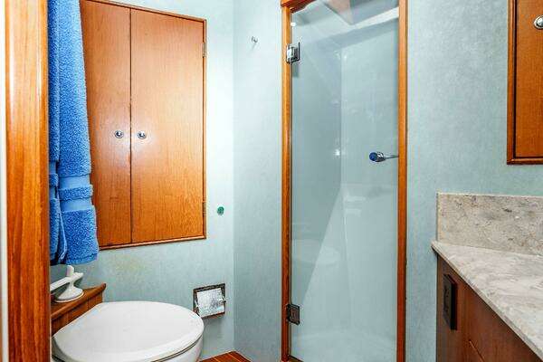 Merritt 55 Convertible Yacht For Sale