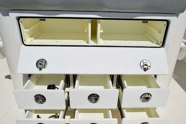 Regulator 31FS Yacht For Sale