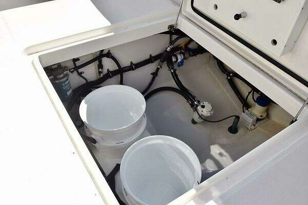 Regulator 31FS Yacht For Sale