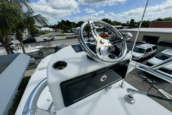 36 CC 36ft Front Runner Yacht For Sale