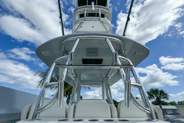 36 CC 36ft Front Runner Yacht For Sale