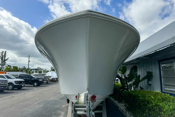 36 CC 36ft Front Runner Yacht For Sale