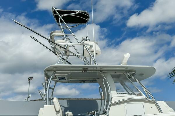 36 CC 36ft Front Runner Yacht For Sale